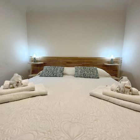 A Ca Mea Apartment ลาสเปเซีย ภายนอก รูปภาพ
