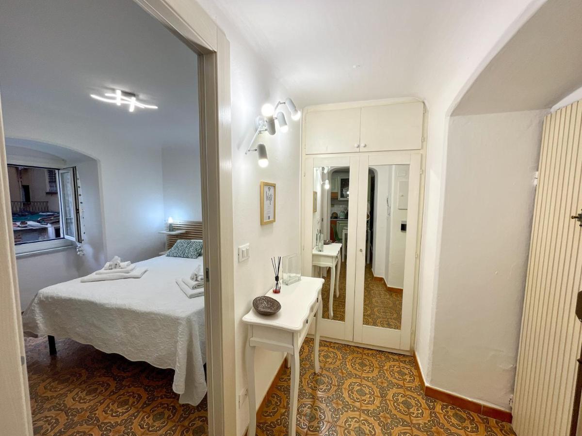 A Ca Mea Apartment ลาสเปเซีย ภายนอก รูปภาพ