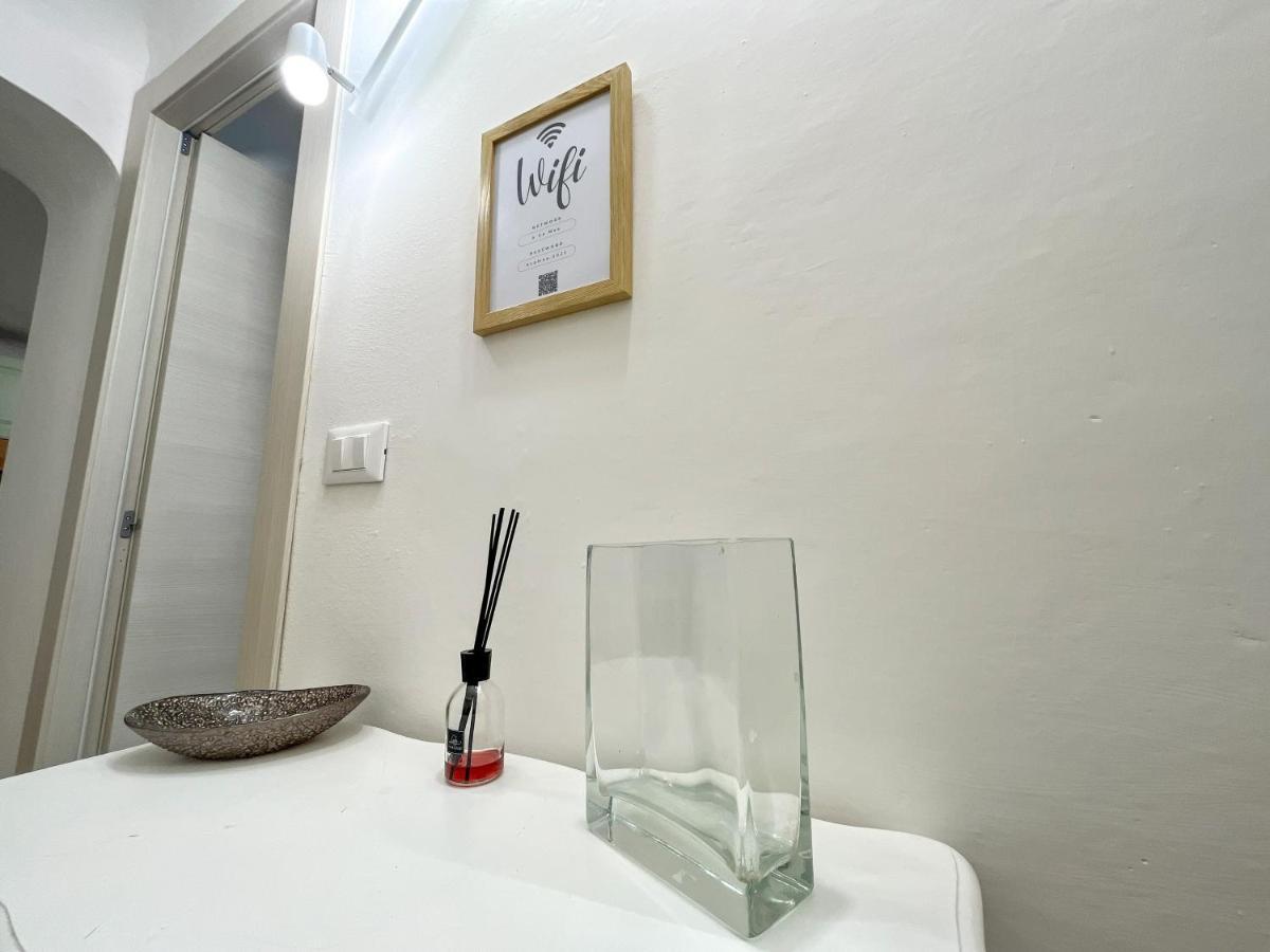 A Ca Mea Apartment ลาสเปเซีย ภายนอก รูปภาพ